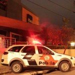 Grupo anarquista coloca fogo em agência bancária de São José