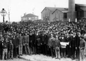 Guerra, revolução e movimento operário: as greves gerais de 1917-1919 no Brasil em perspectiva comparada